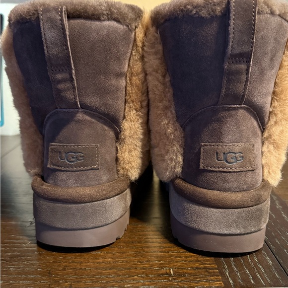 BNIB RARE COLOR FOR USA CHILLAPEAK UGGS - Picture 4 of 9